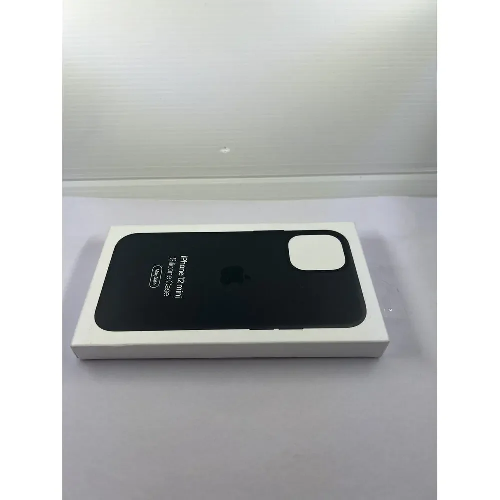 Apple Silicone Case Cover For iPhone 12 Mini Black w/MagSafe-New-Genuine